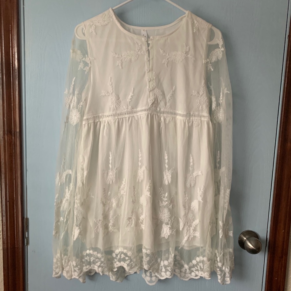 Not for sale Boho/Western White Long Blouse Simi Classic